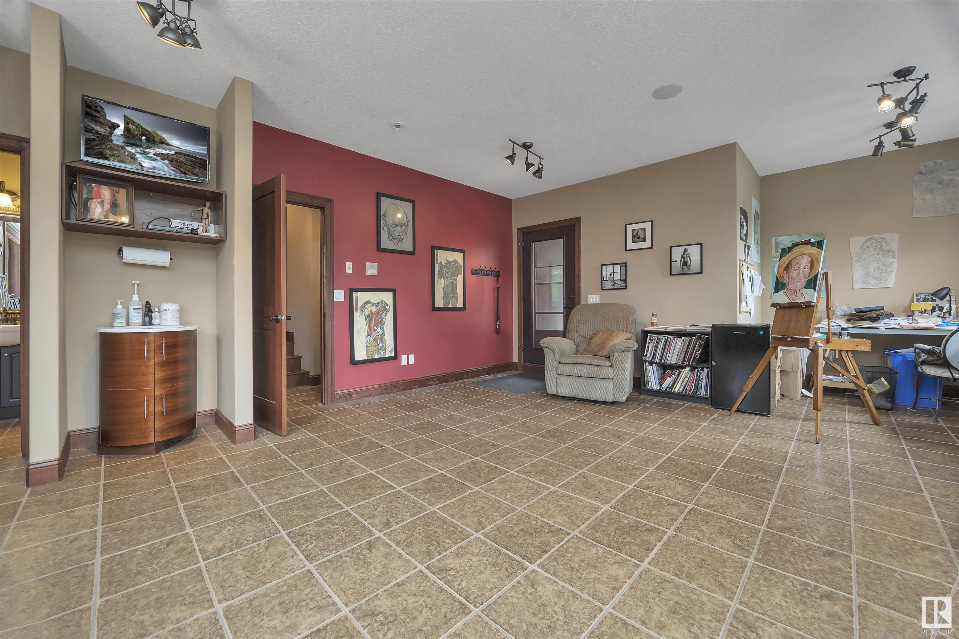 148 WINDERMERE Crescent