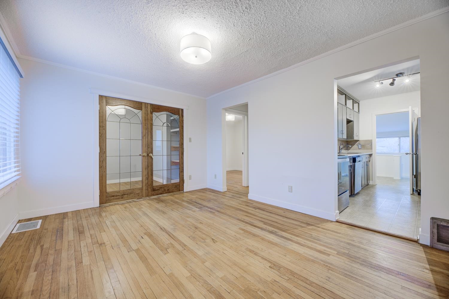 Listing E4334546 - Large Photo # 3