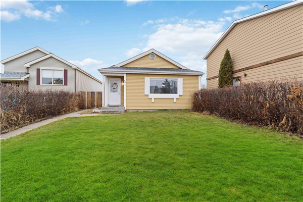 68 Birch Drive, Gibbons