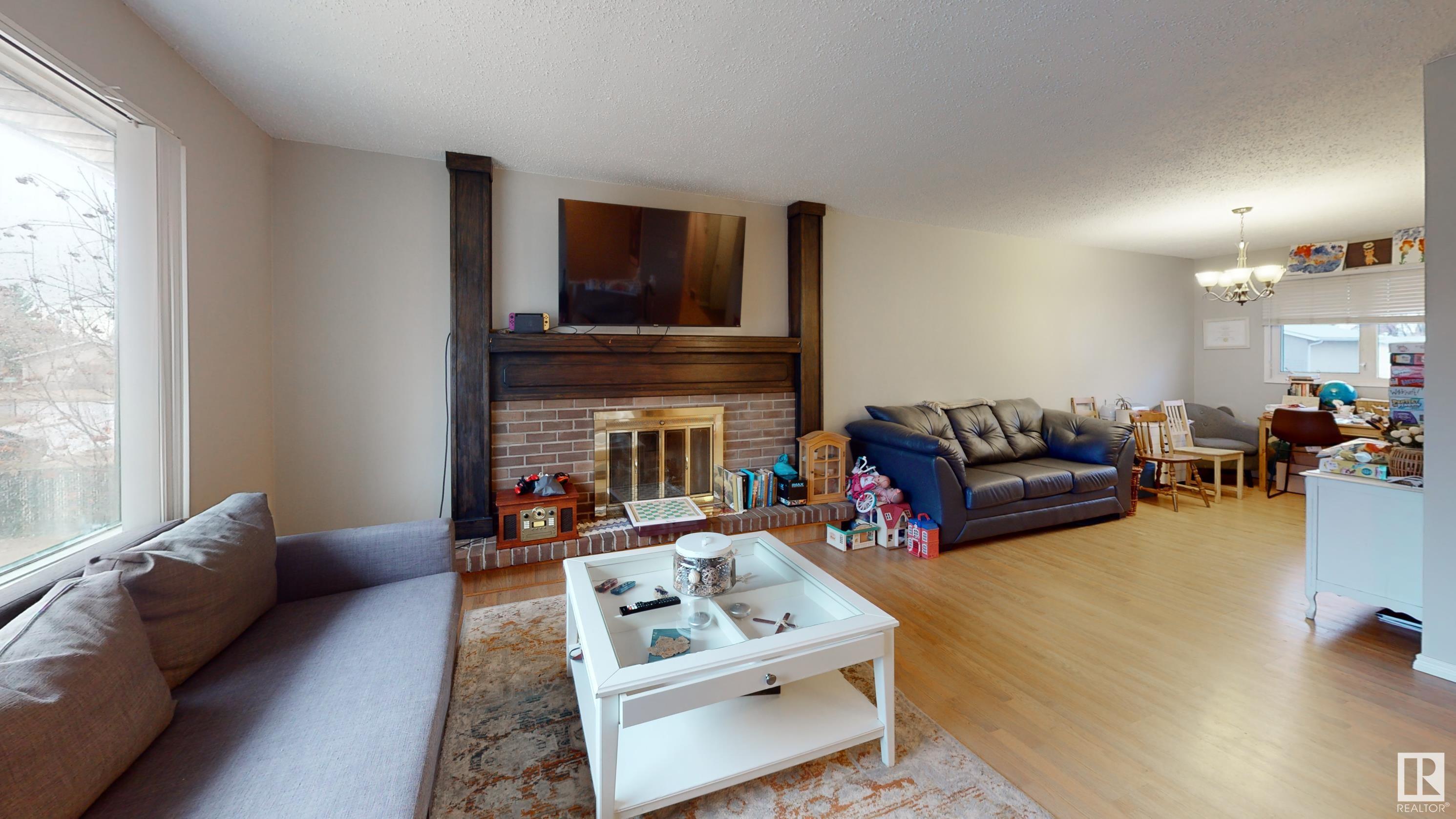 Listing E4336446 - Large Photo # 2