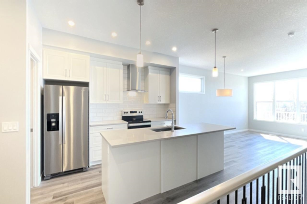 3527 6 Street, Edmonton