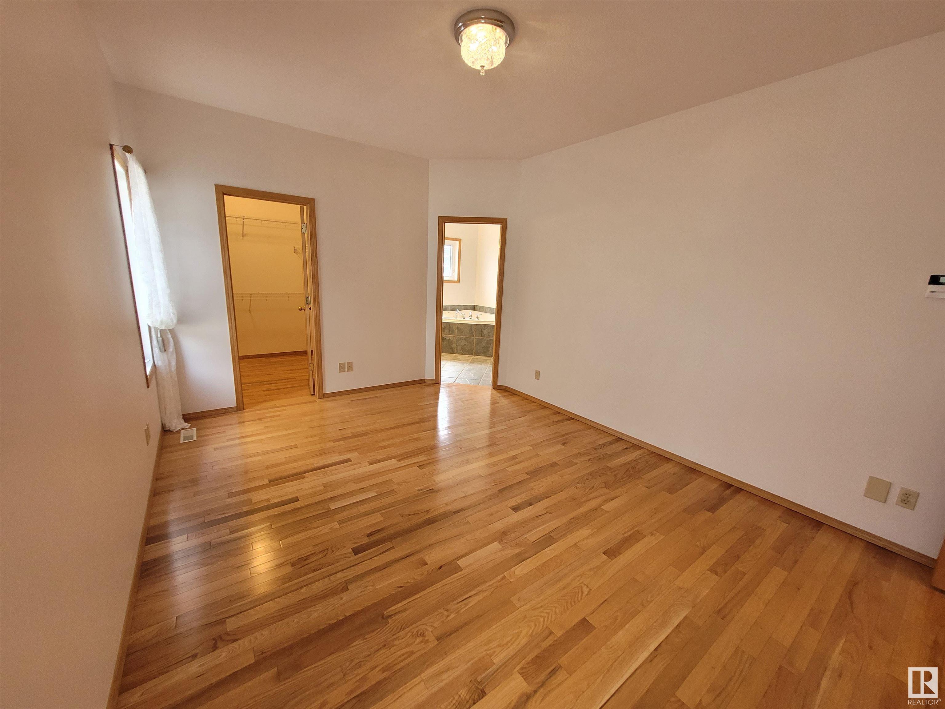 Listing E4338775 - Large Photo # 24