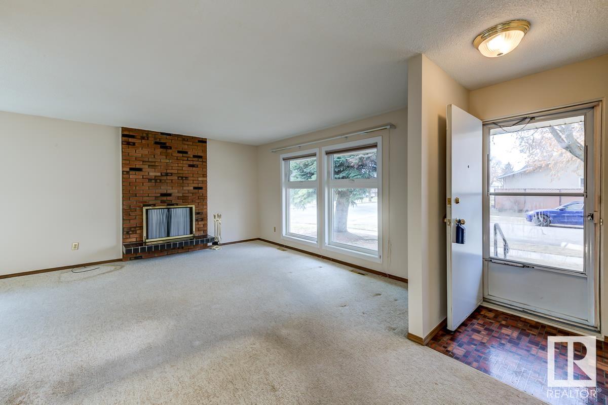 Listing E4338800 - Large Photo # 3