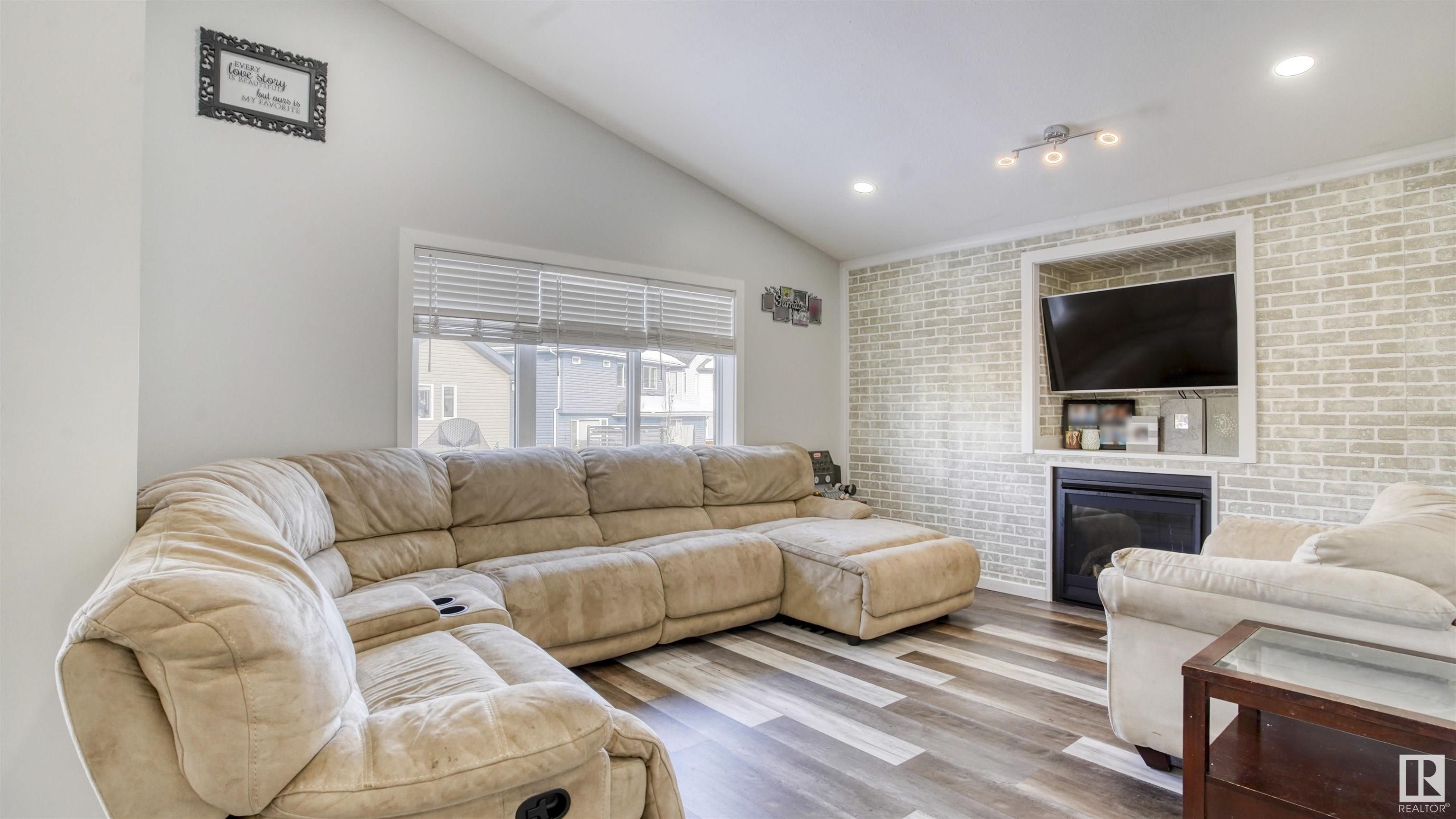 Listing E4338841 - Large Photo # 13