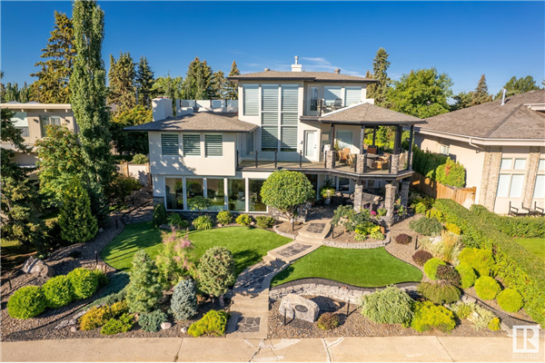 9028 VALLEYVIEW Drive, Edmonton