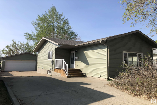 20 FOREST Drive, St. Albert