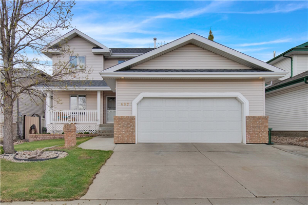 487 MEADOWVIEW Drive, Sherwood Park