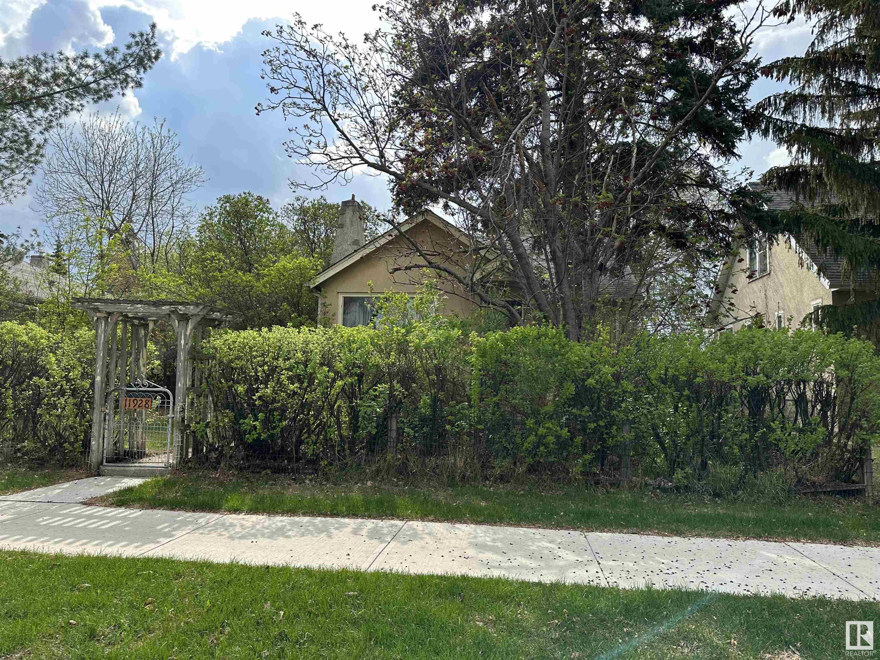 Listing E4339749 - Large Photo # 1