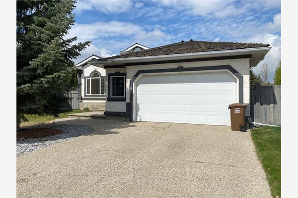 19 Overton PL, St. Albert