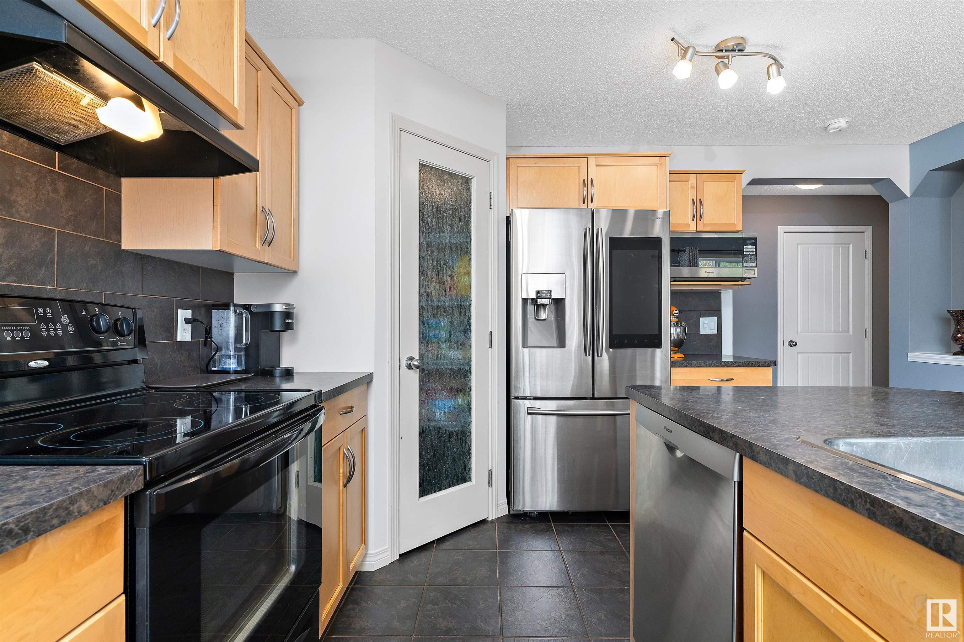 Listing E4340054 - Large Photo # 6