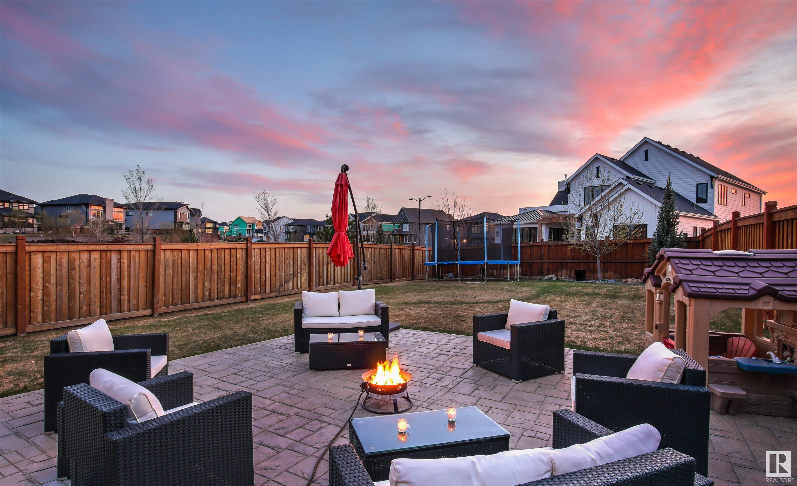 Listing E4340100 - Large Photo # 3