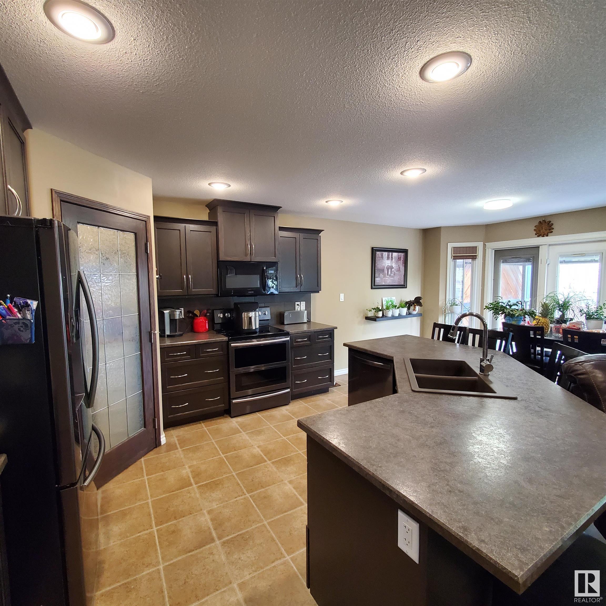 Listing E4340617 - Large Photo # 2