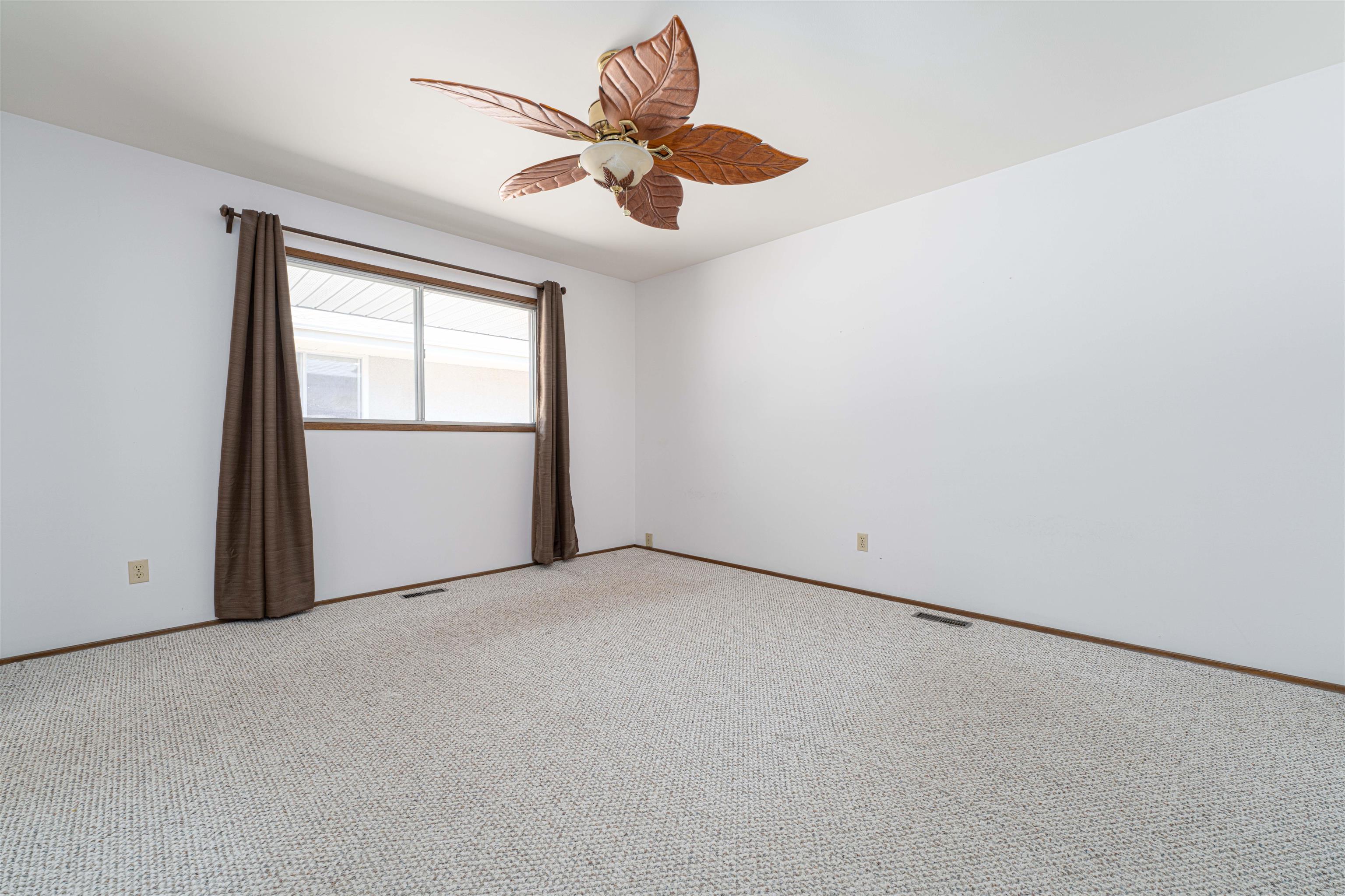 Listing E4341411 - Large Photo # 28