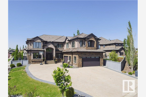 5543 MCLUHAN Bluff, Edmonton