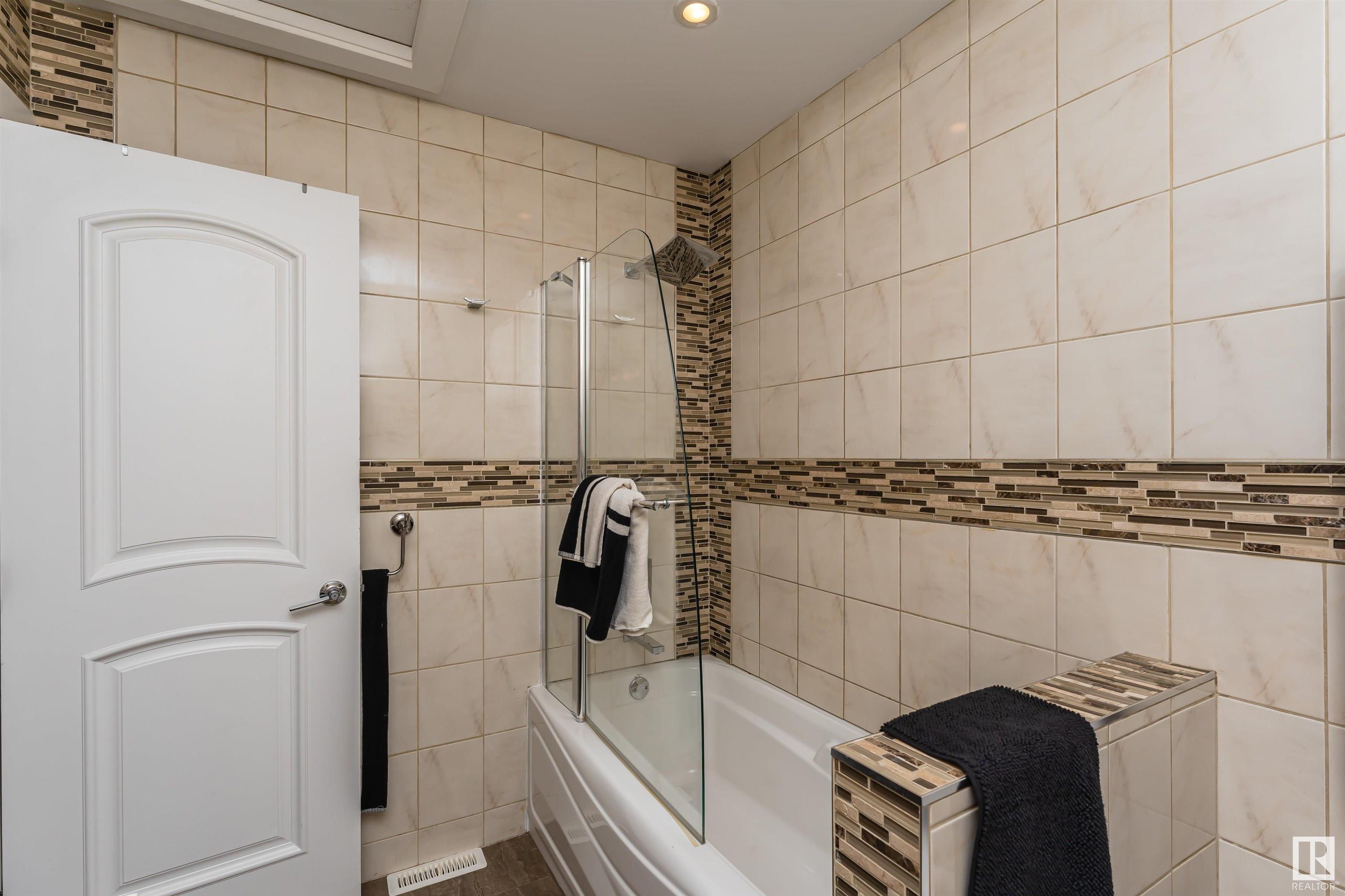 Listing E4341695 - Large Photo # 27