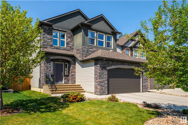 15 GOVERNOR Place, Spruce Grove