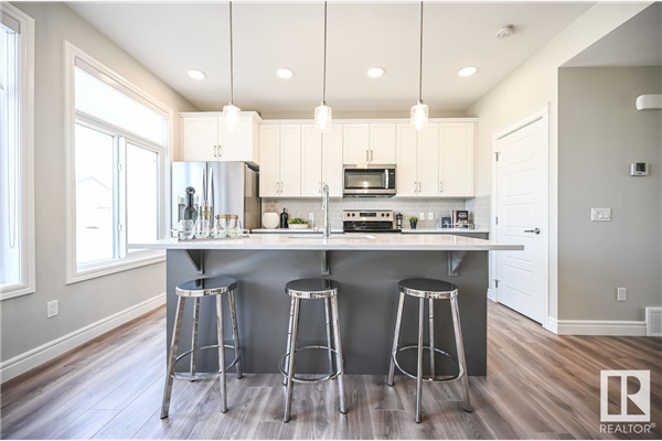 1318 SISKIN Wynd, Edmonton