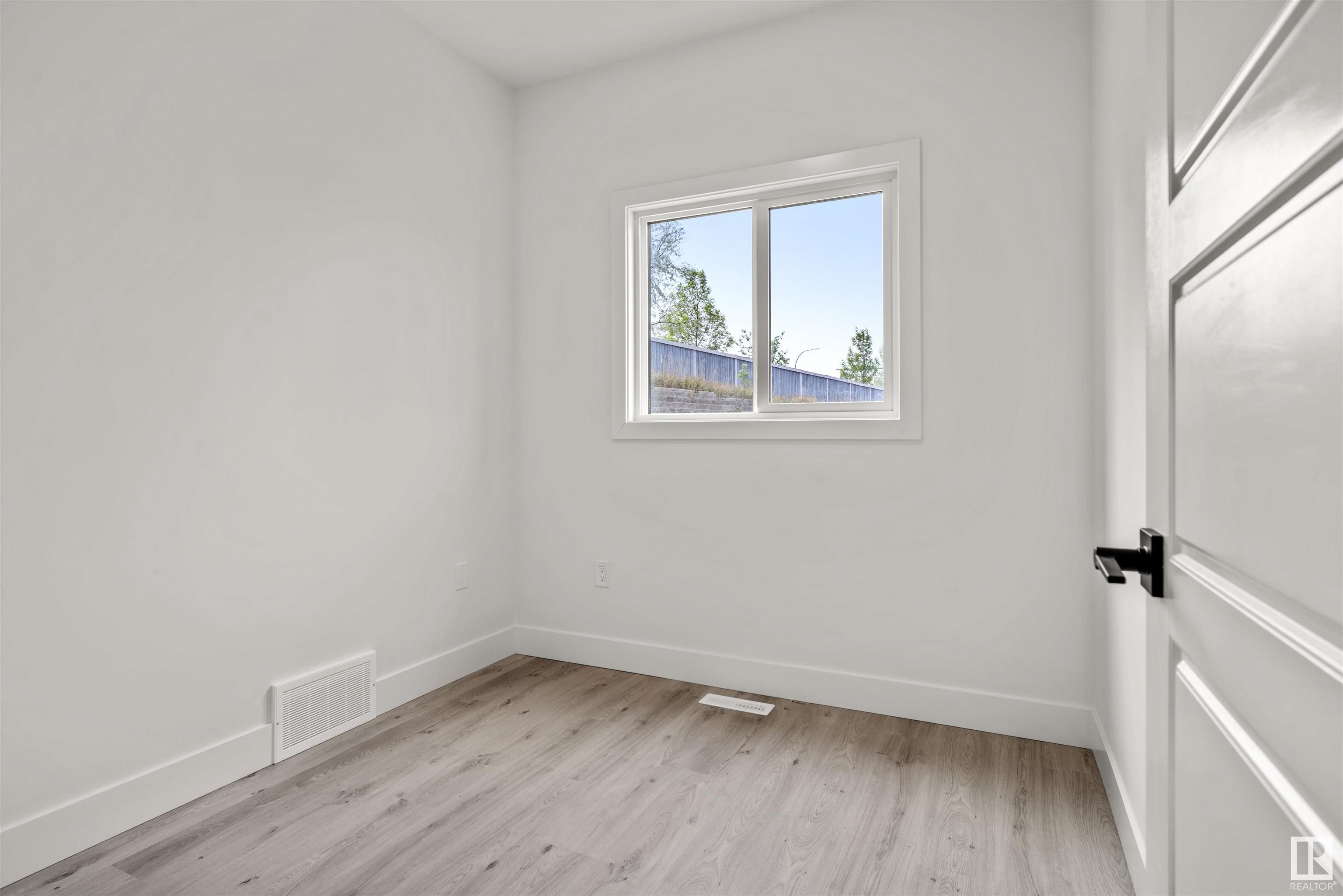 Listing E4342432 - Large Photo # 10