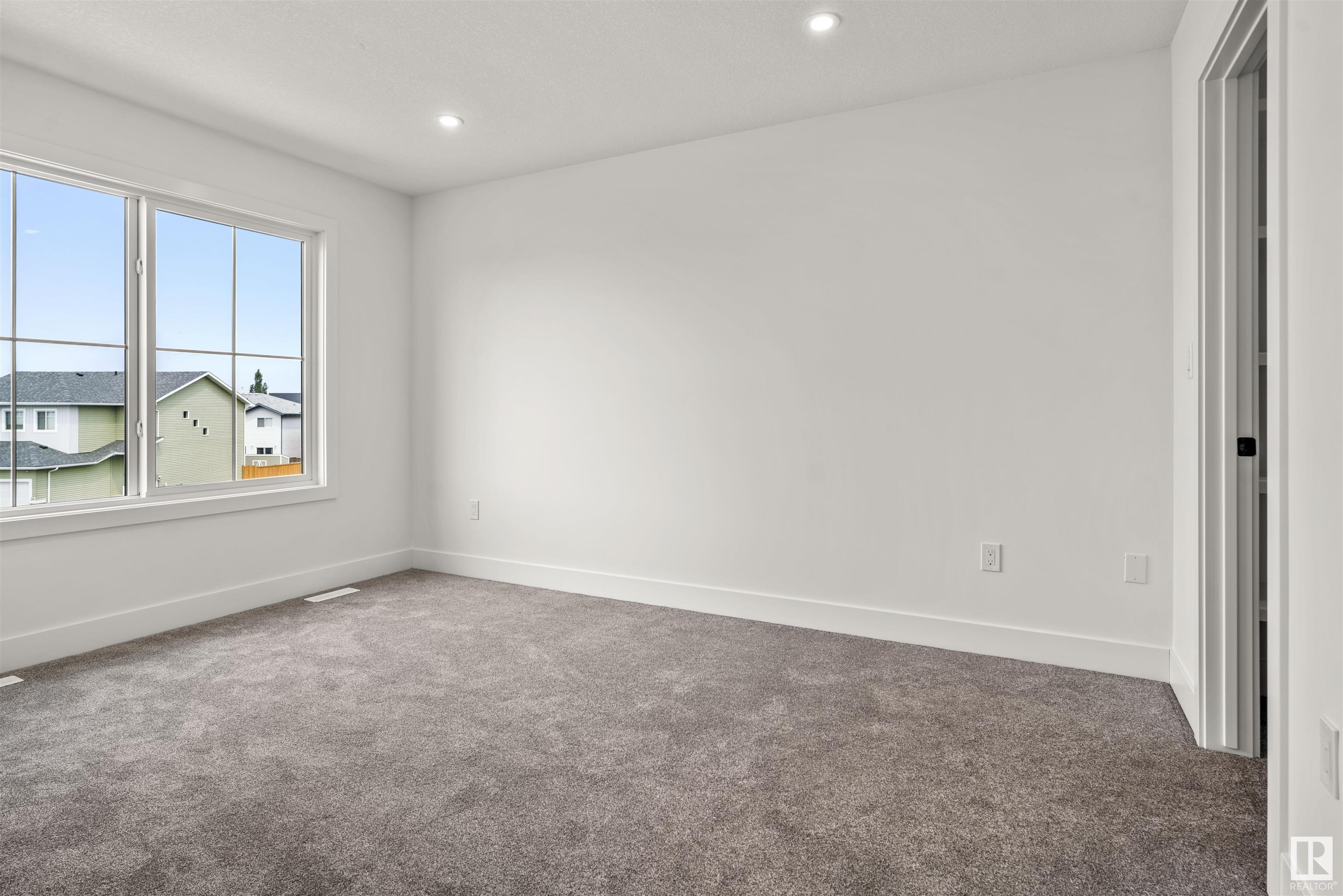 Listing E4342432 - Large Photo # 31