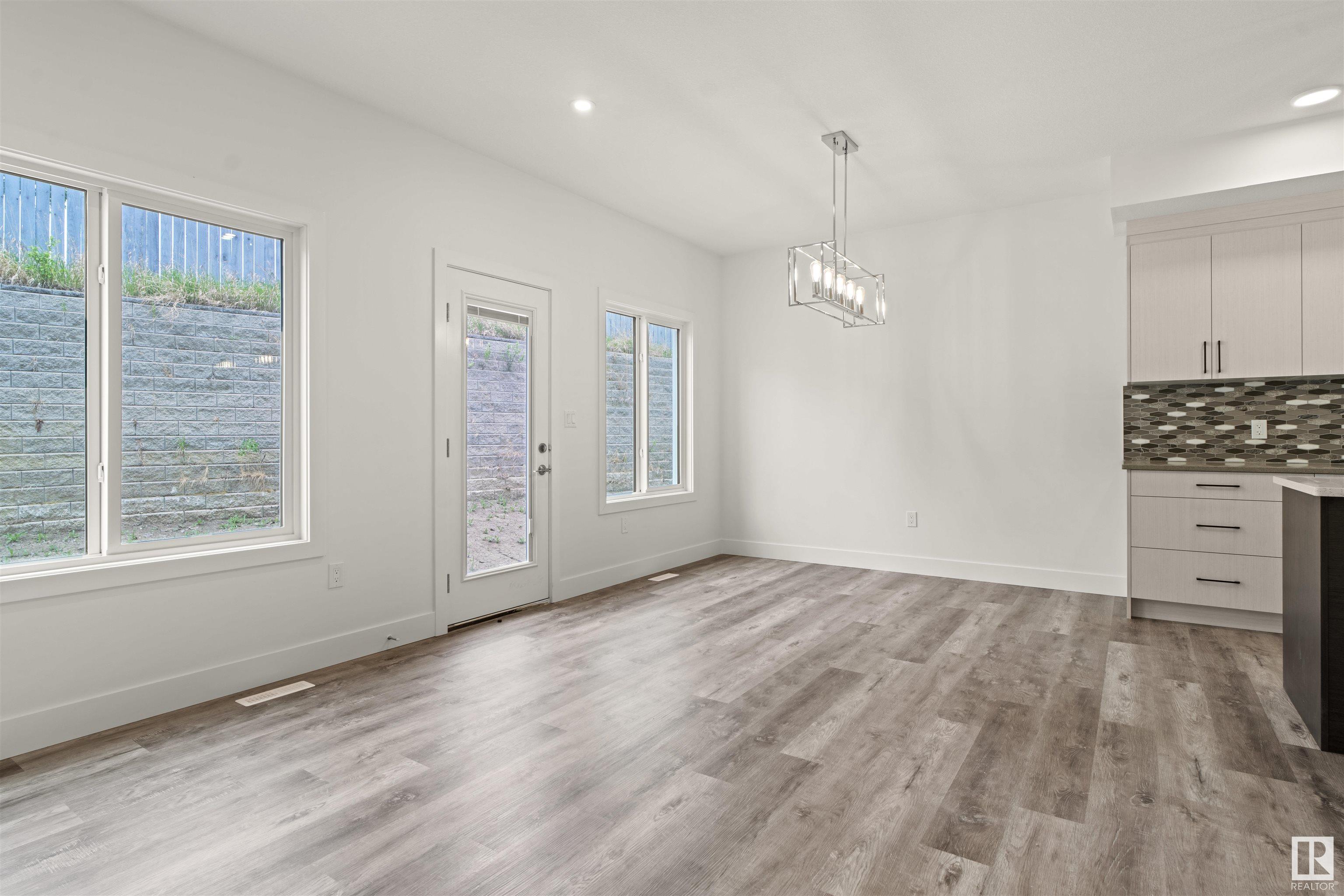 Listing E4342433 - Large Photo # 17
