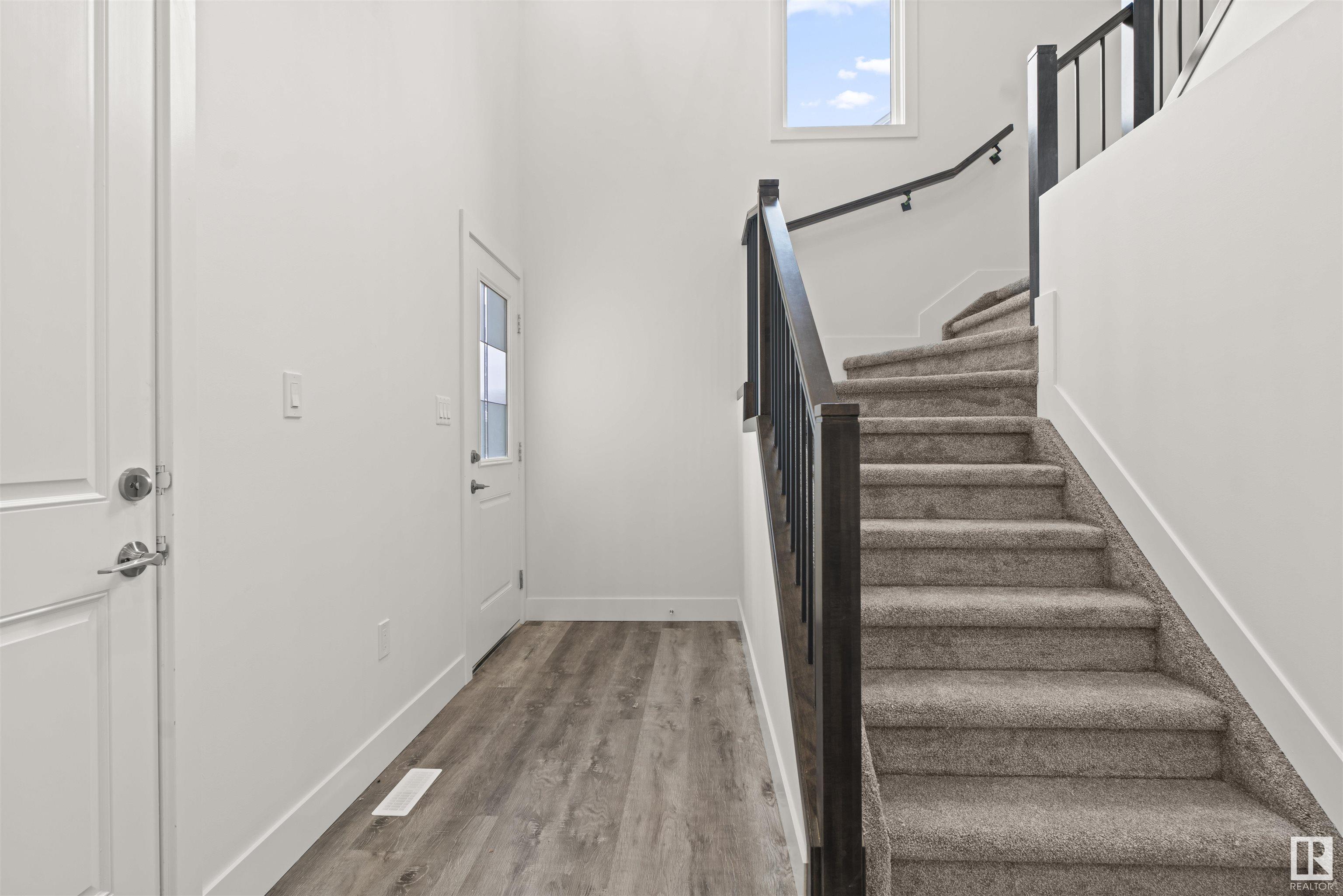 Listing E4342433 - Large Photo # 2