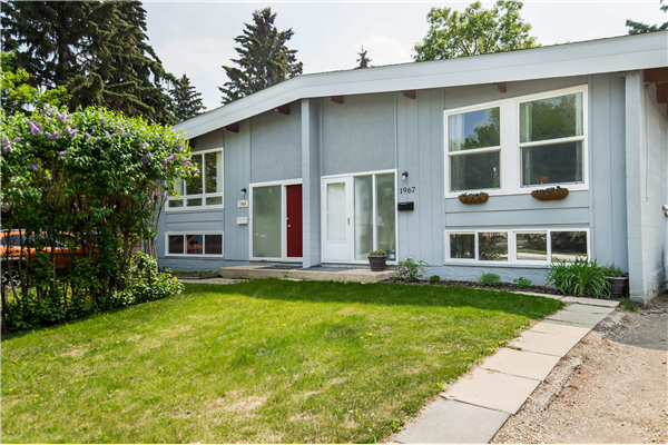 1967 BONNEVILLE Drive, Sherwood Park