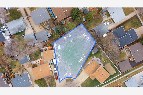 24 FALCON Crescent, St. Albert