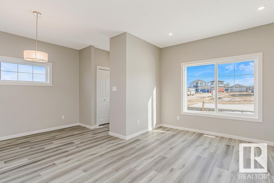 Listing E4343650 - Large Photo # 3