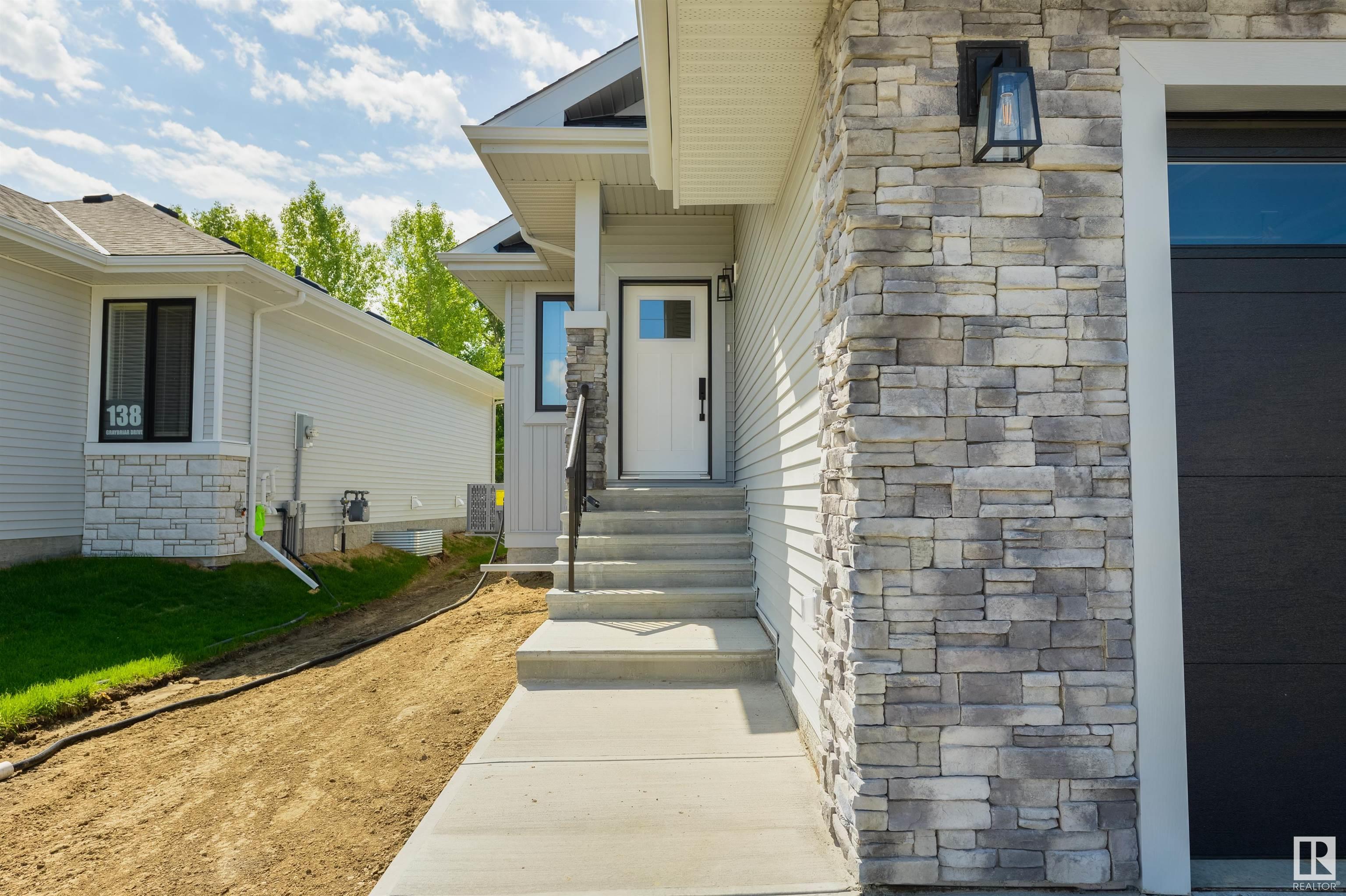 140 GRAYBRIAR Drive