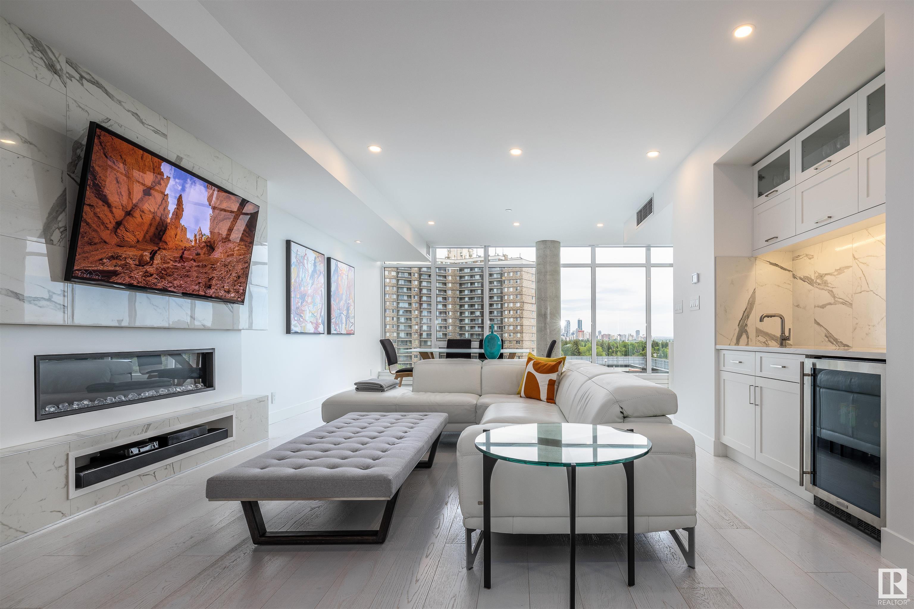 605 14105 WEST BLOCK Drive