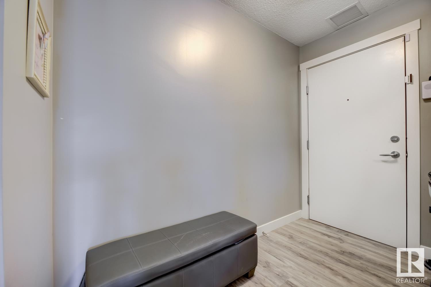 Listing E4344770 - Large Photo # 2