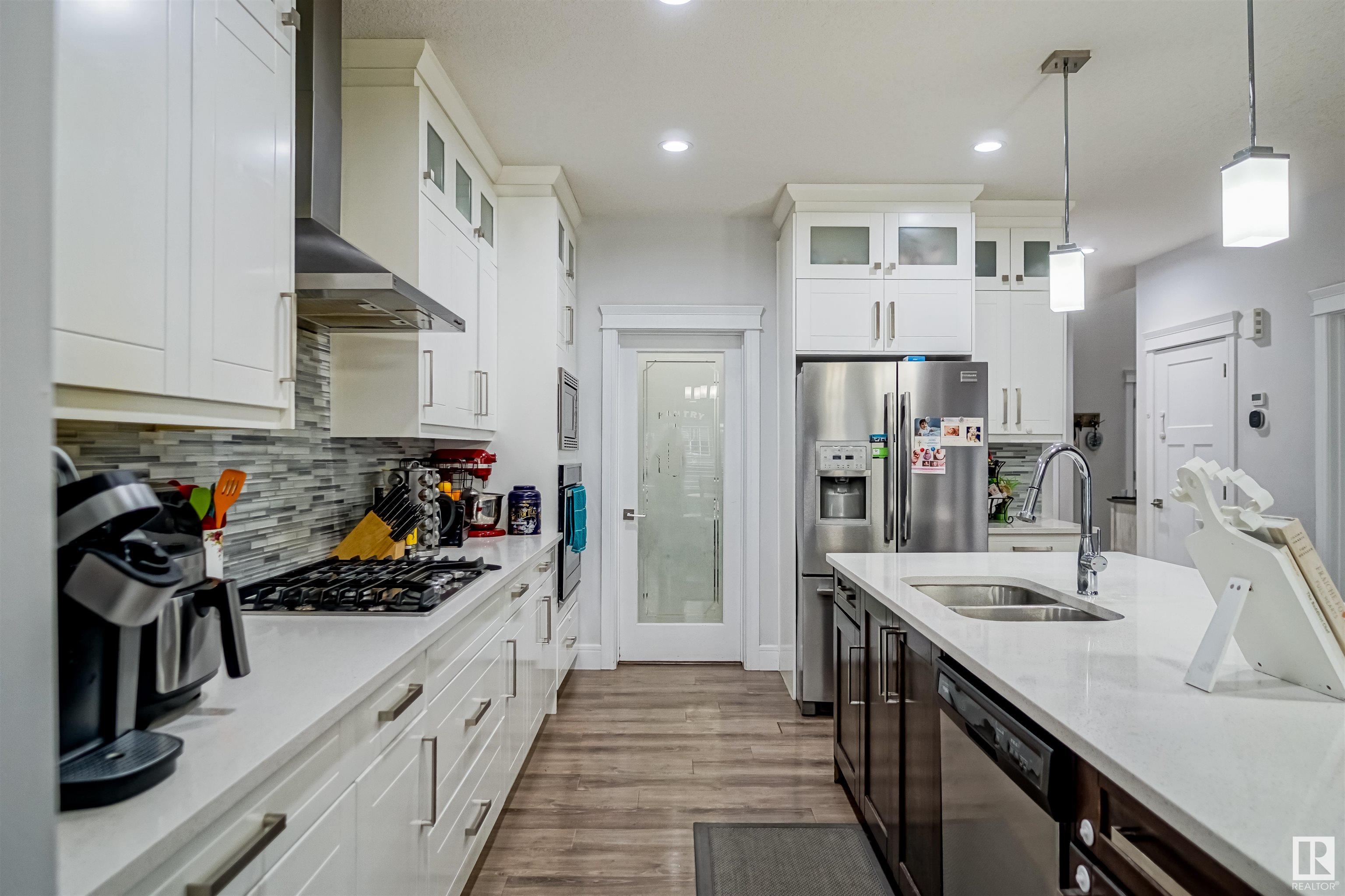 4221 CHARLES Close