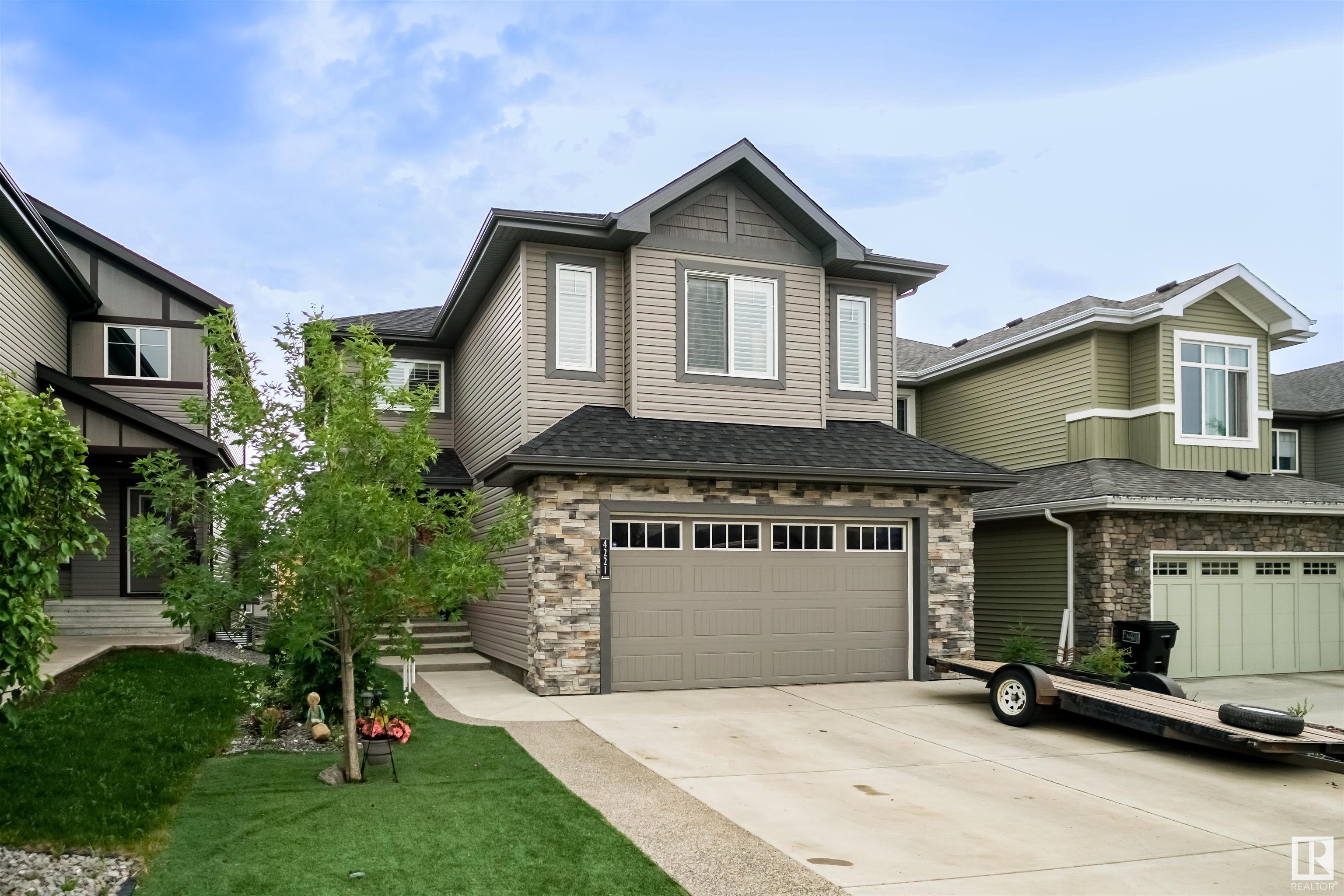 4221 CHARLES Close
