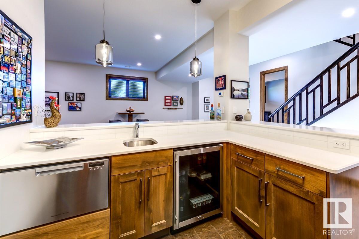 279 WINDERMERE Drive