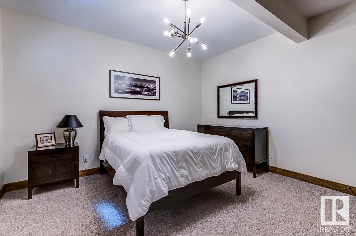279 WINDERMERE Drive