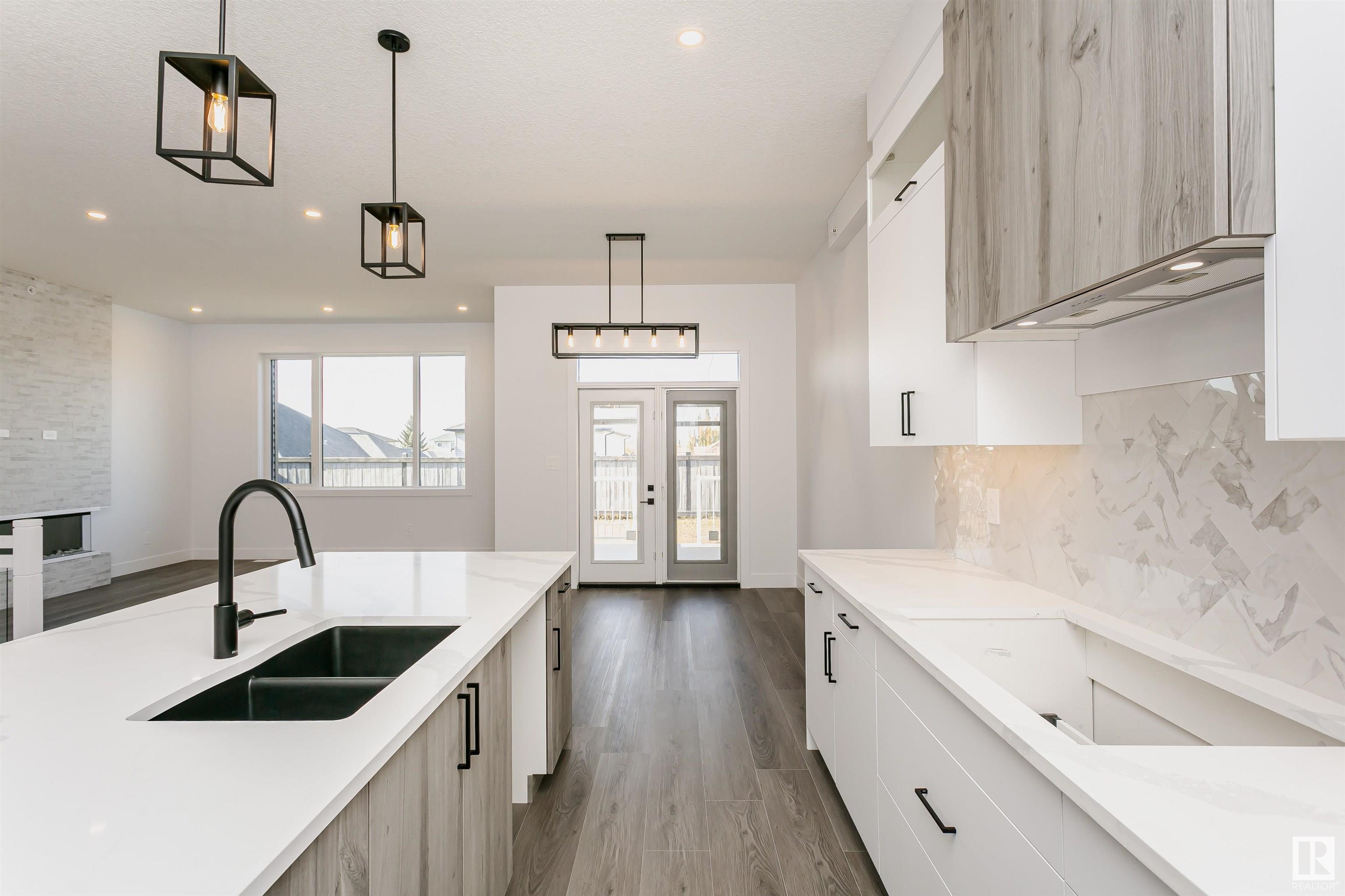 3202 SOLEIL Boulevard