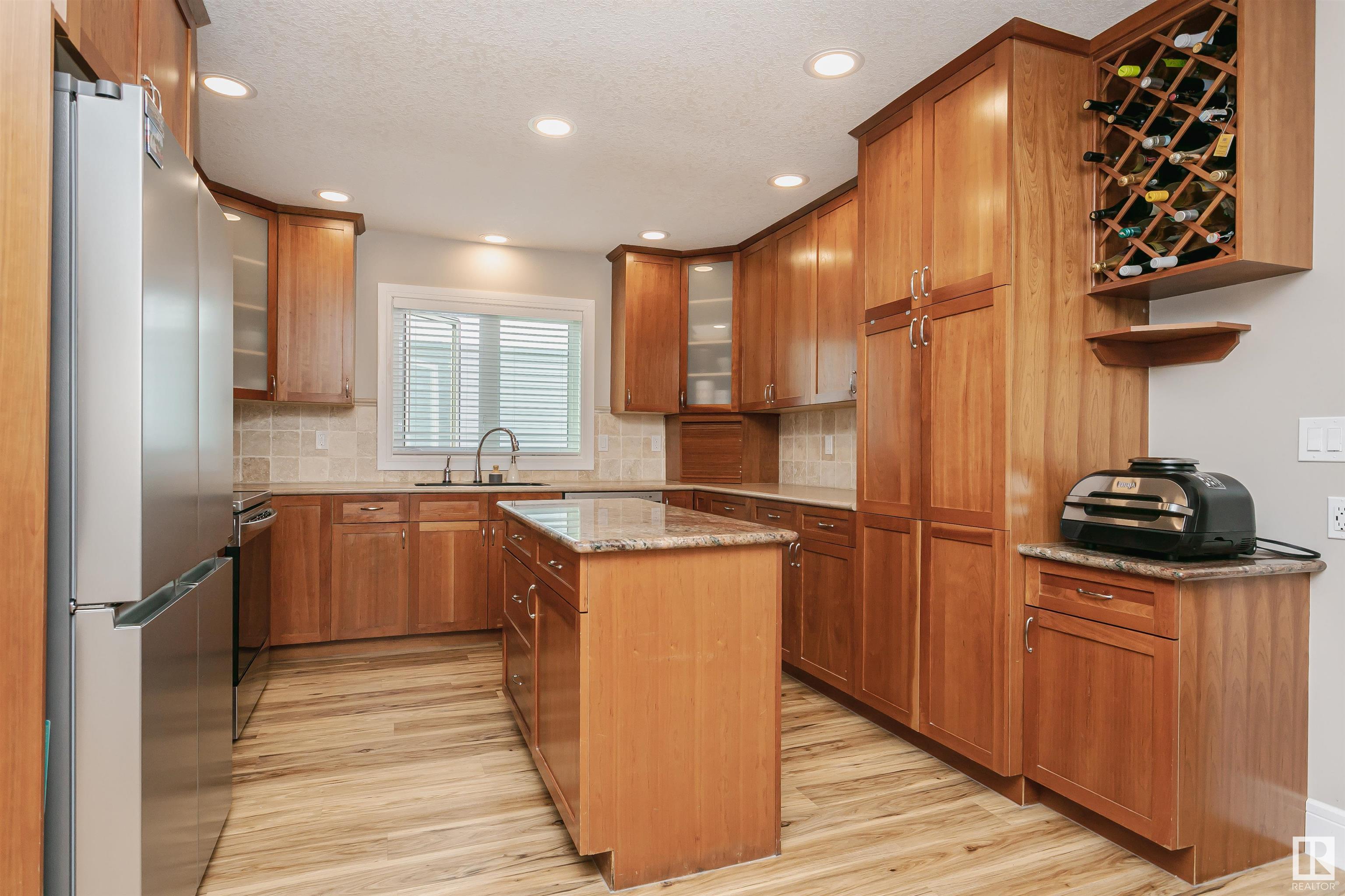 Listing E4347640 - Large Photo # 13