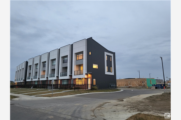 54 130 Element Drive, St. Albert