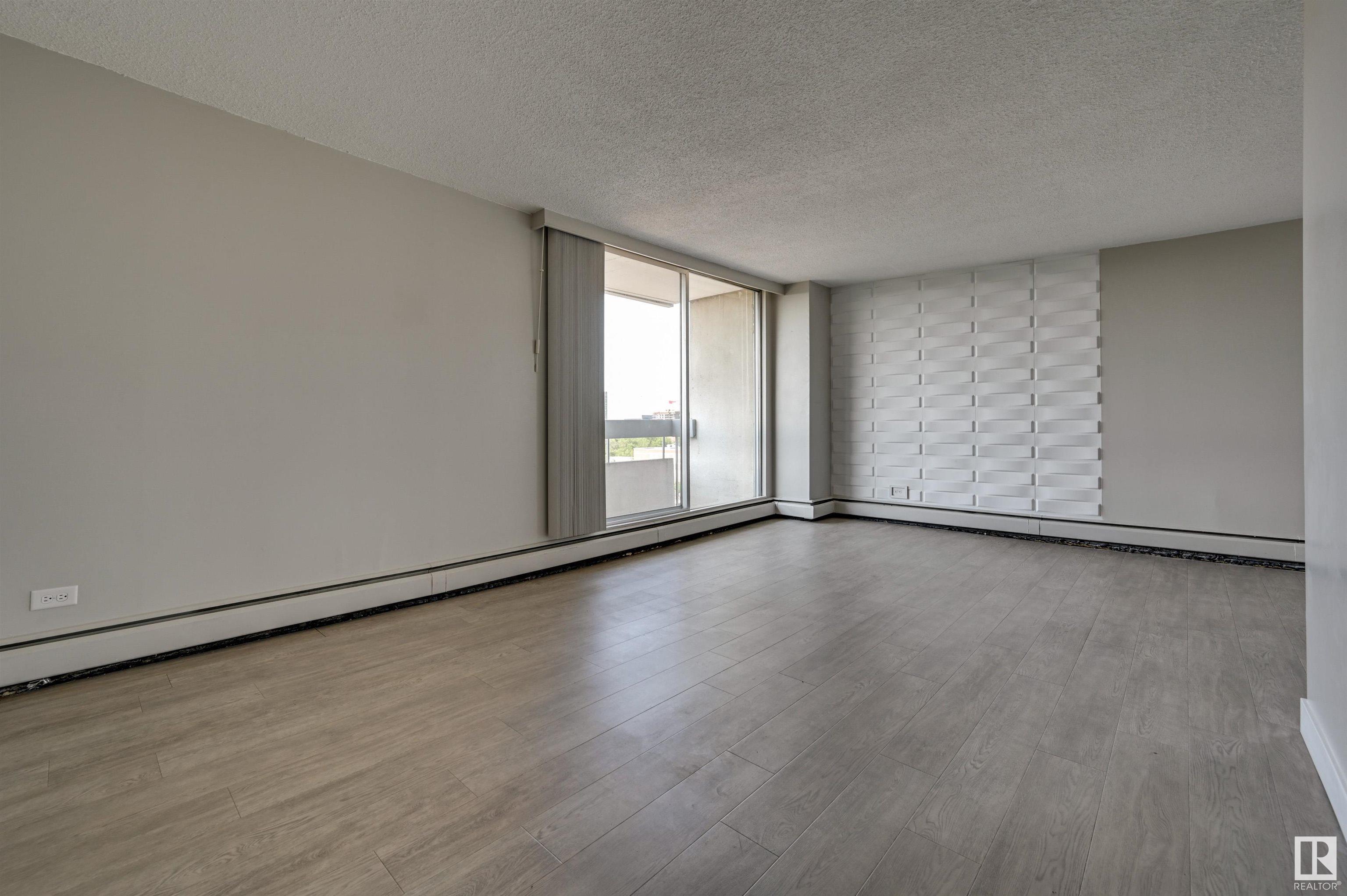 Listing E4348684 - Large Photo # 3