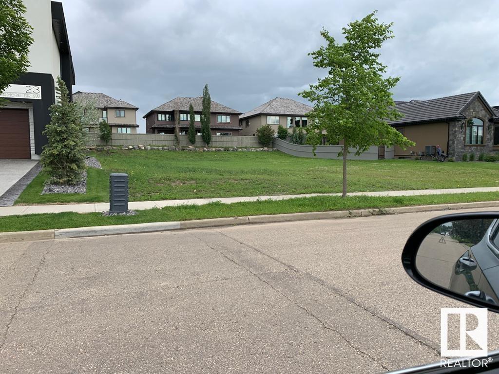 21 WINDERMERE Drive