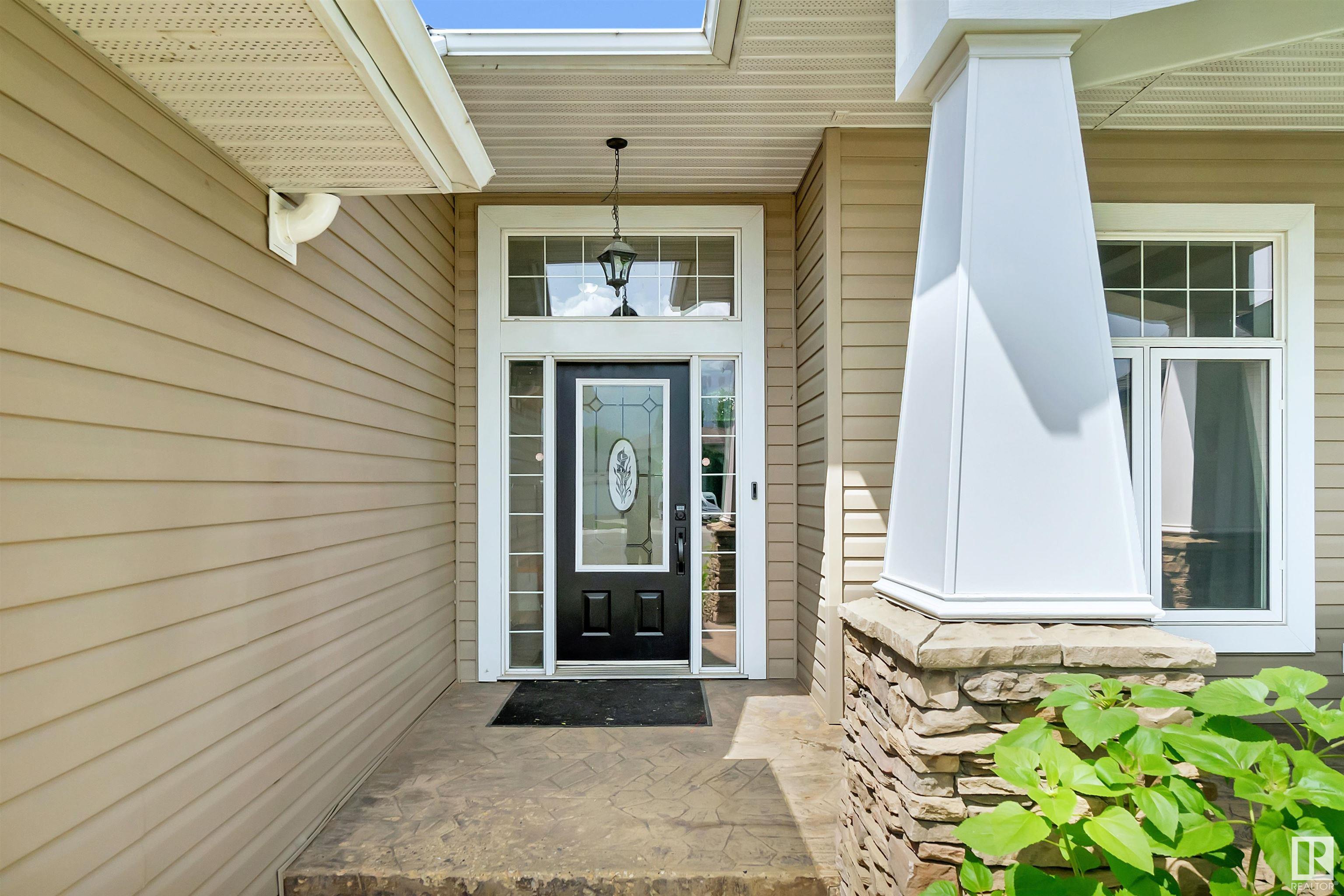 28 Lakewood Cove S