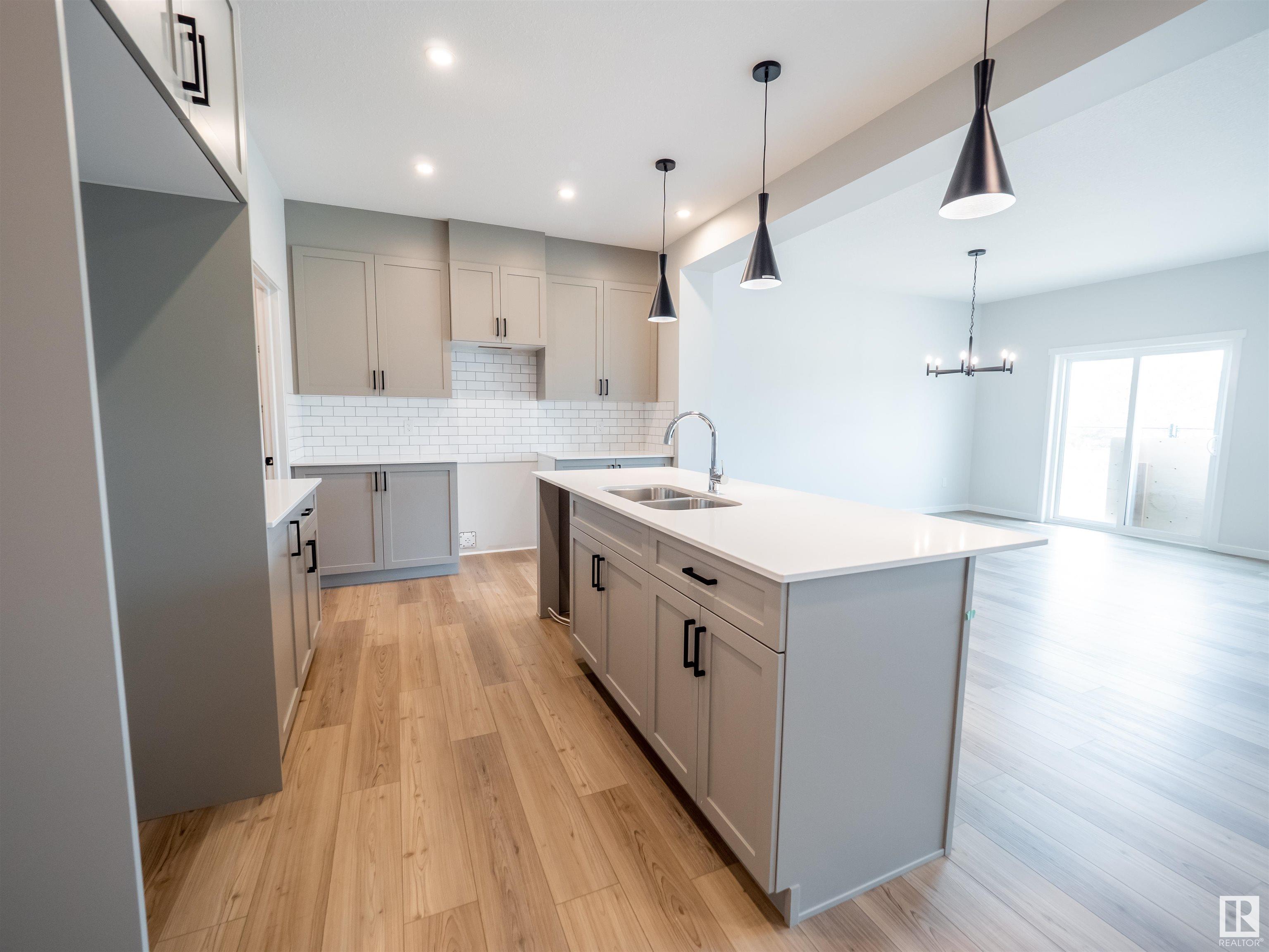 55 BRUNSWYCK Crescent
