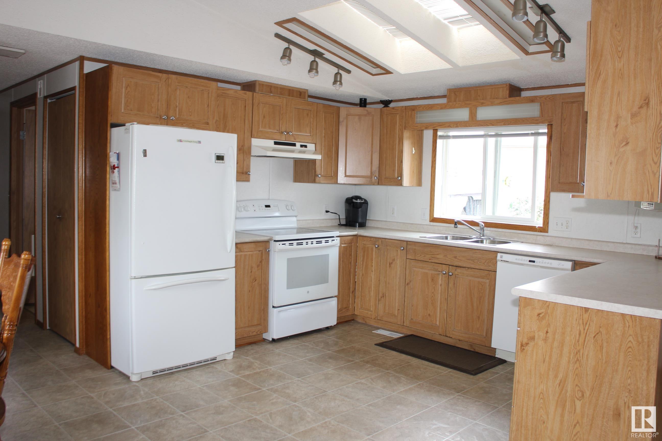 1556 Jubilee Wynd