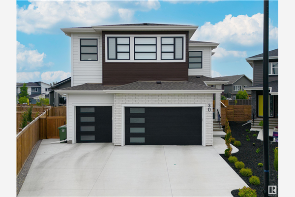 30 ROBERGE Close, St. Albert