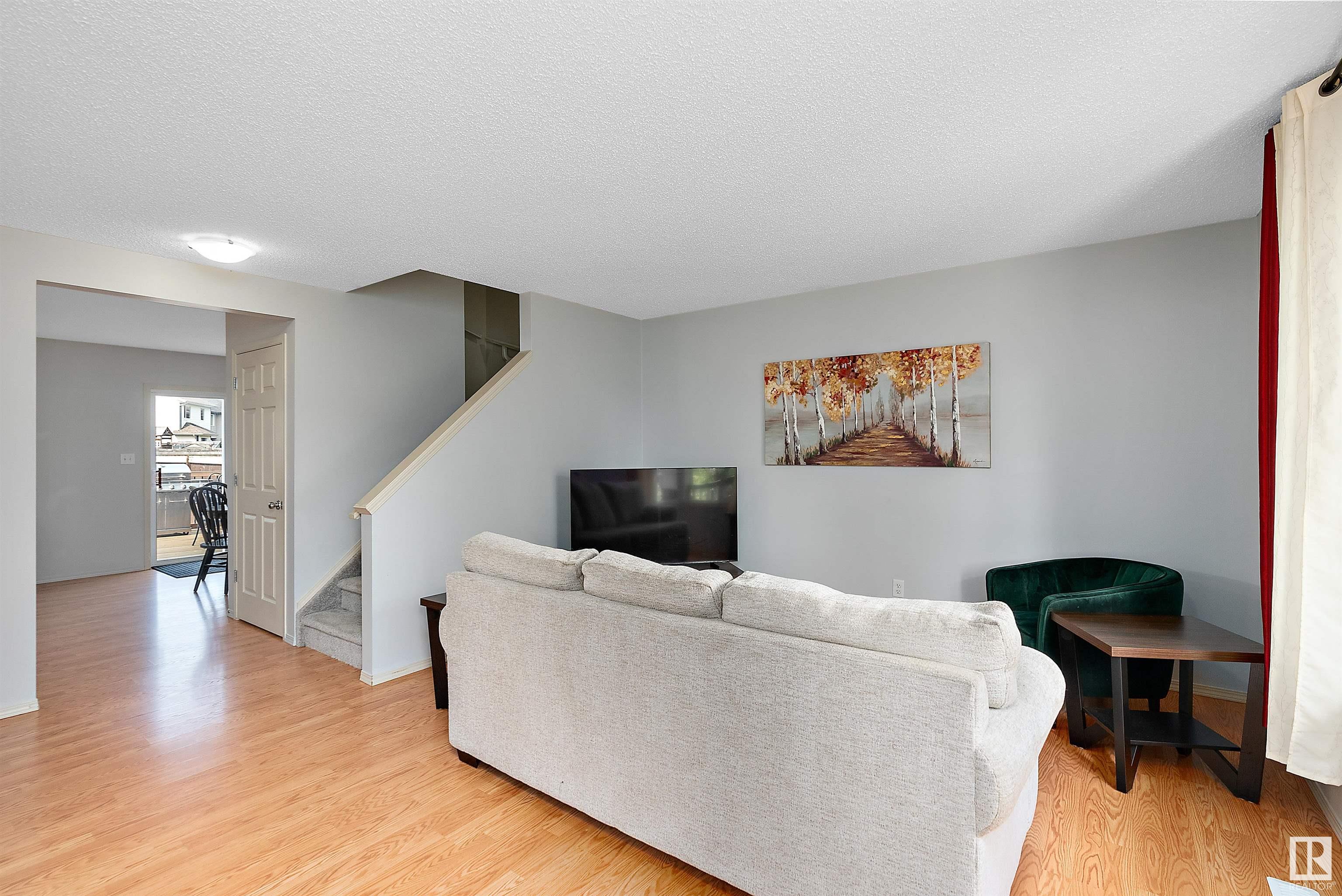 14 ALLARD Way