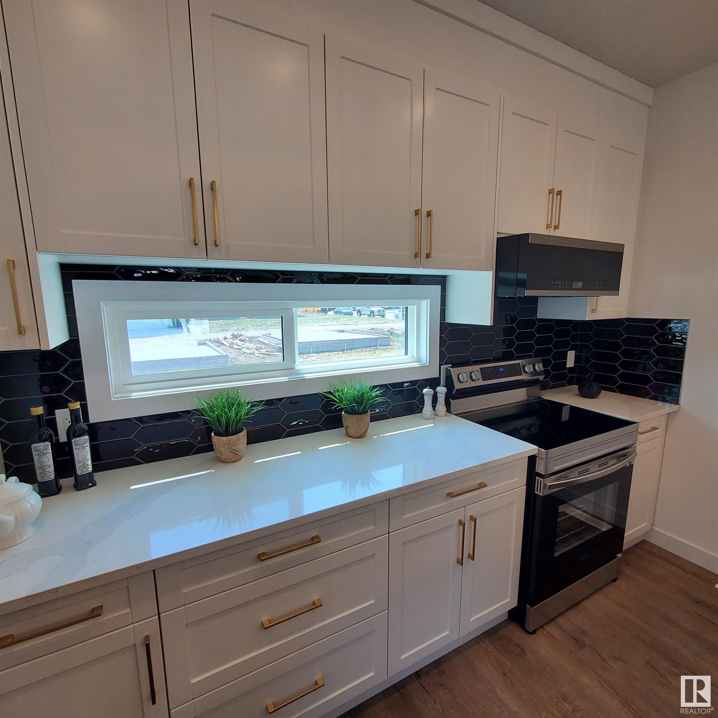Listing E4351074 - Large Photo # 3
