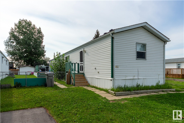 952 Parkland Way, Spruce Grove