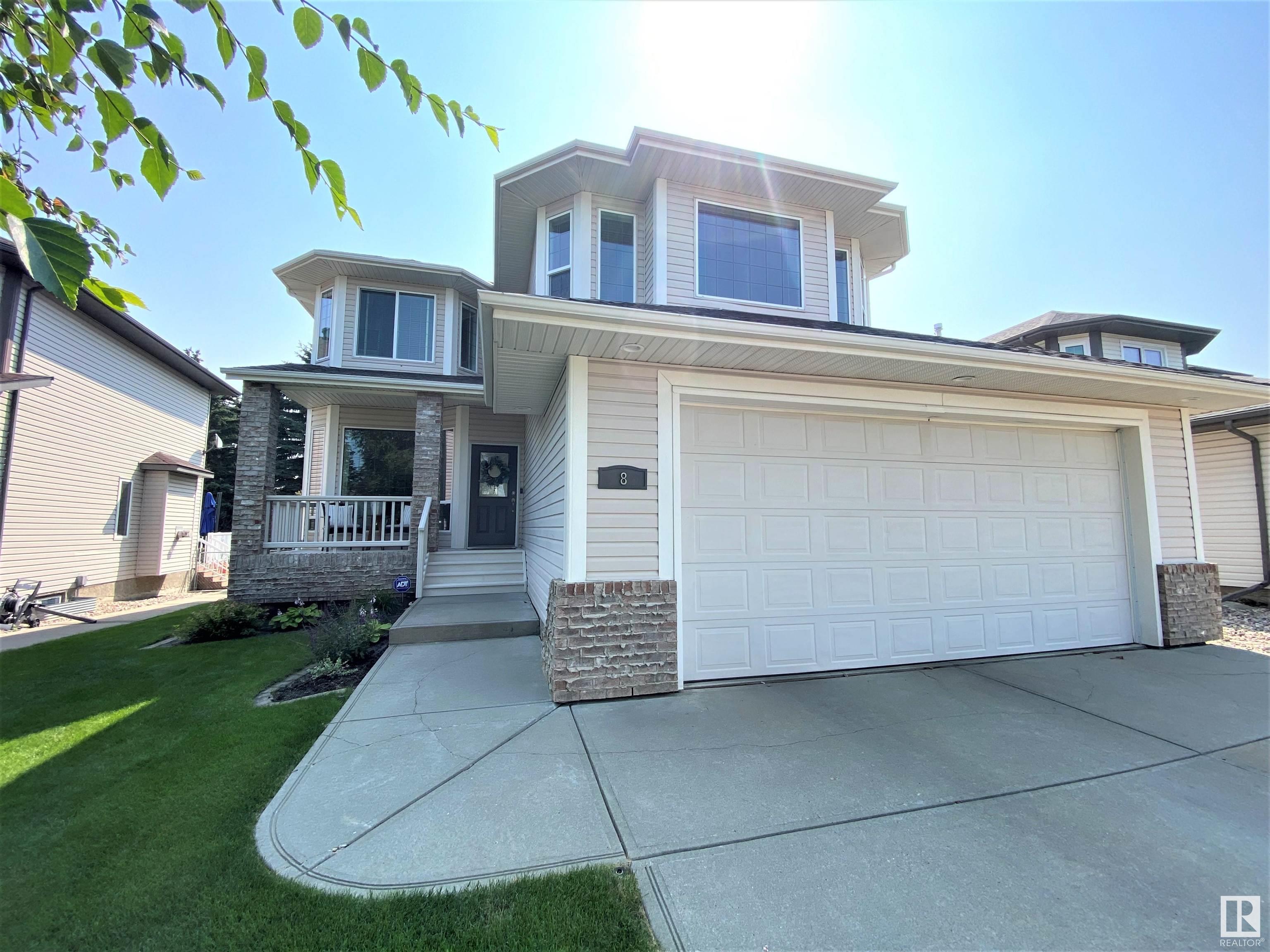 8 LINKSIDE Way