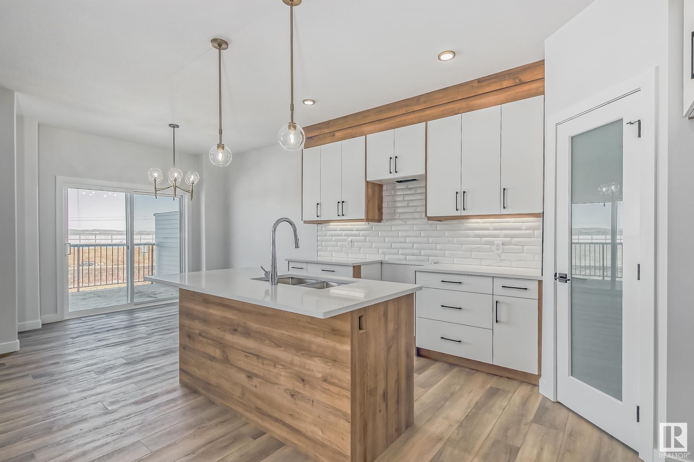 58 AMBERLEY Bay