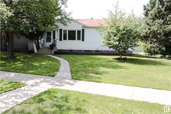 8430 76 Street NW, Edmonton